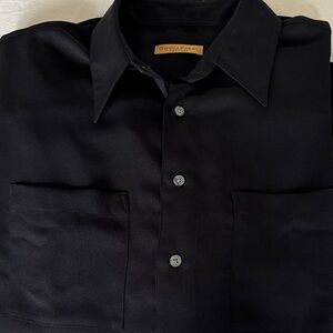 Donna Karan Men’s Black Classic Collared Button-Up Shirt